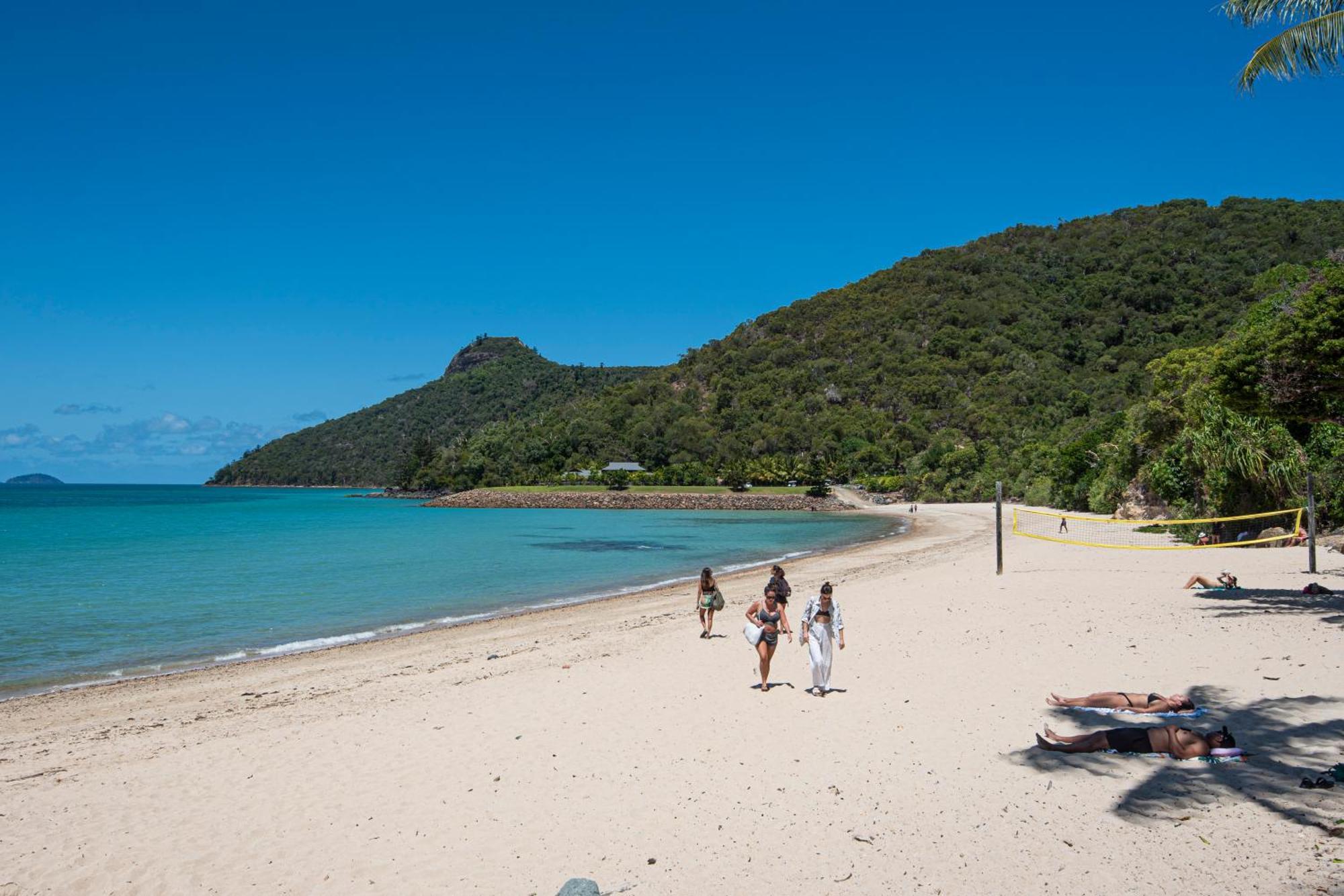 Beach Lodges Hamilton Island Exterior photo