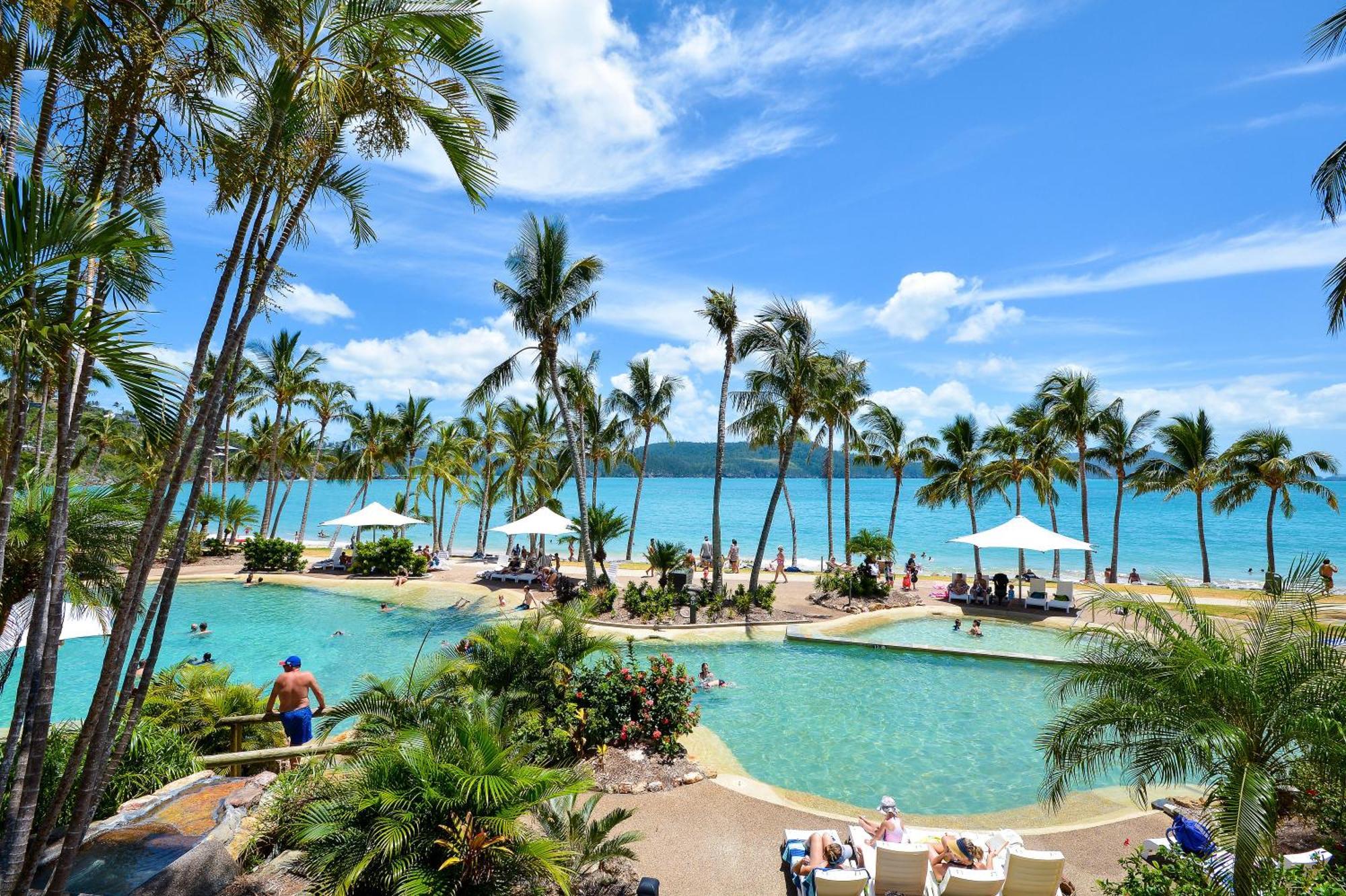 Beach Lodges Hamilton Island Exterior photo