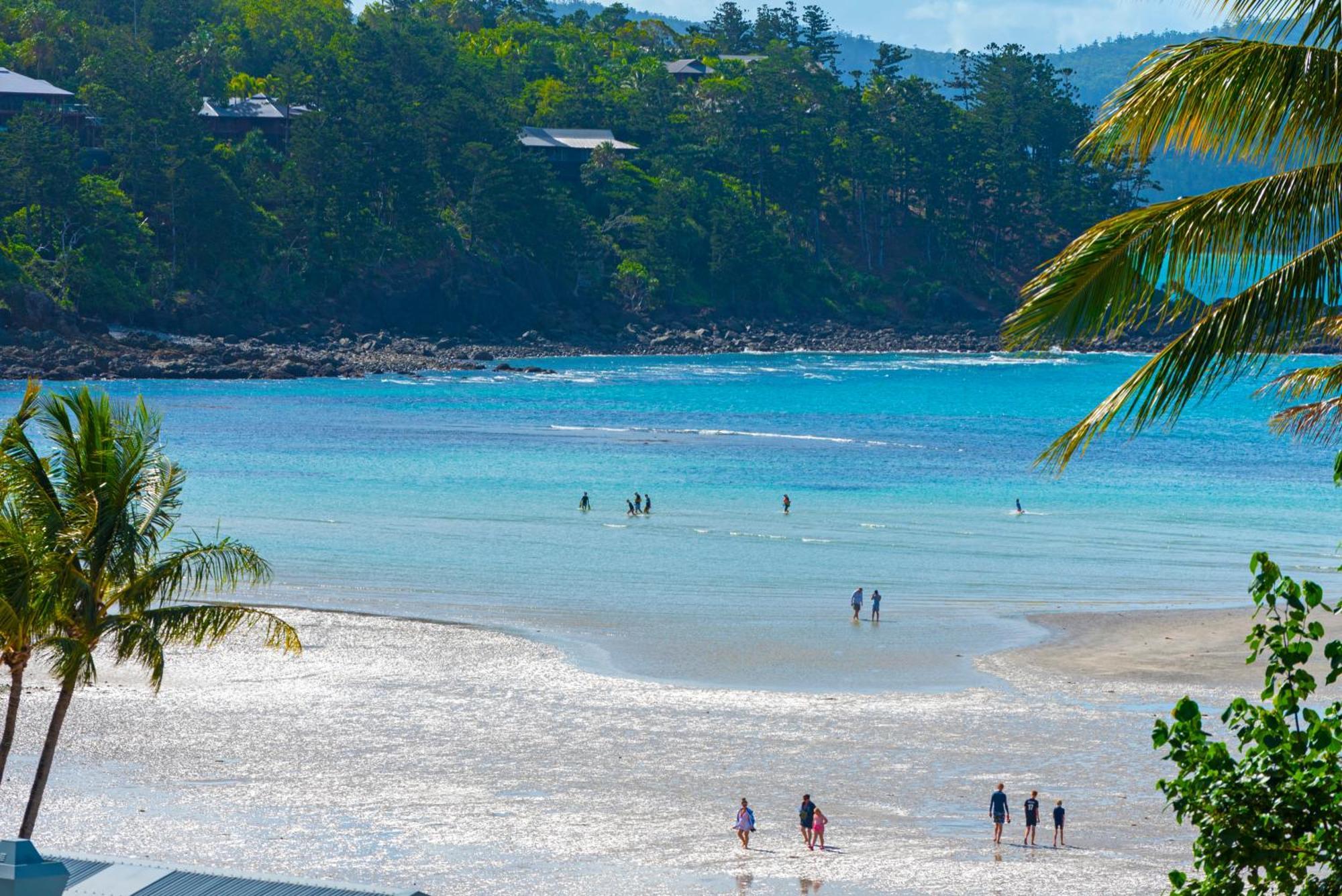 Beach Lodges Hamilton Island Exterior photo