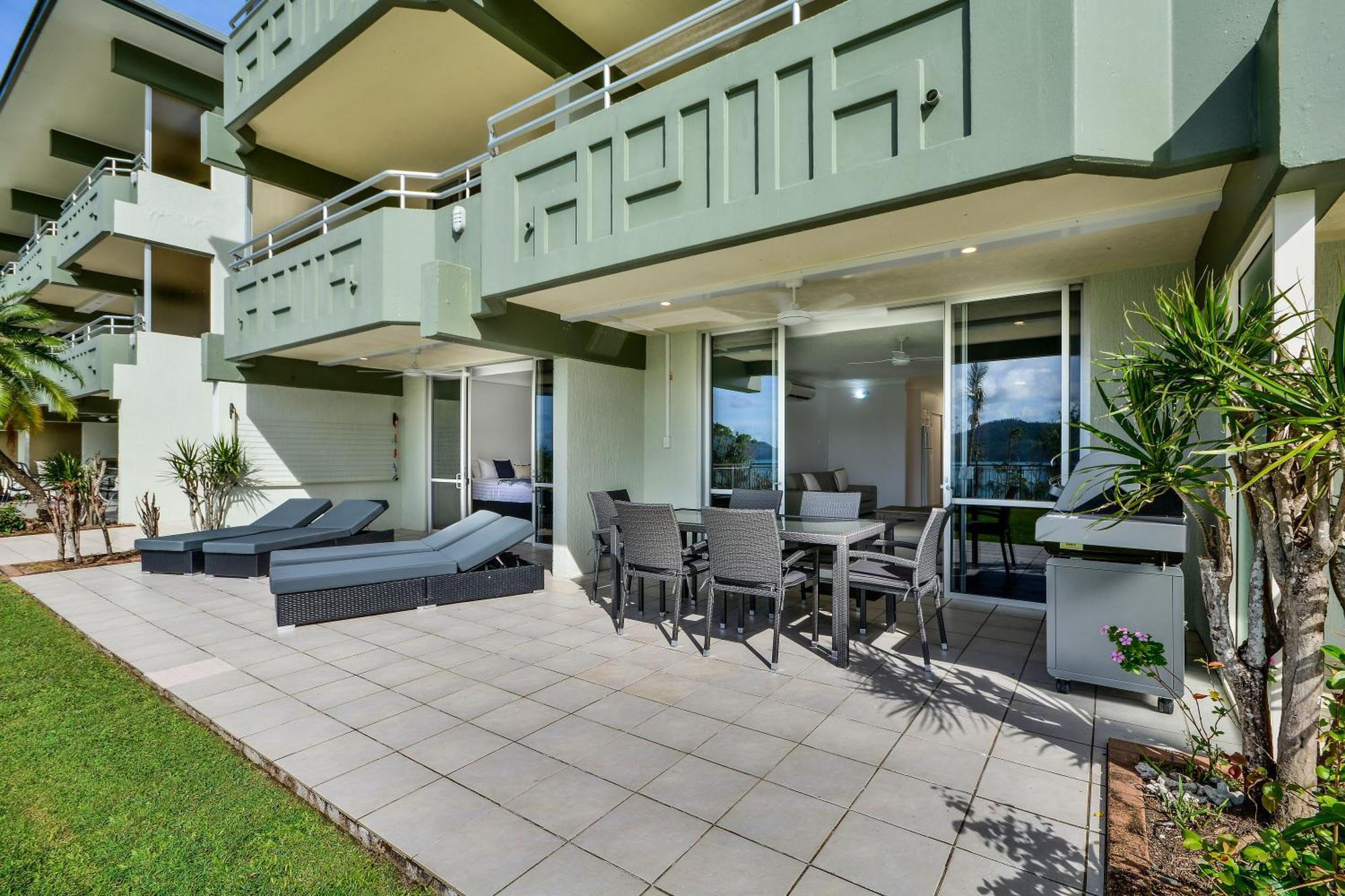 Beach Lodges Hamilton Island Room photo