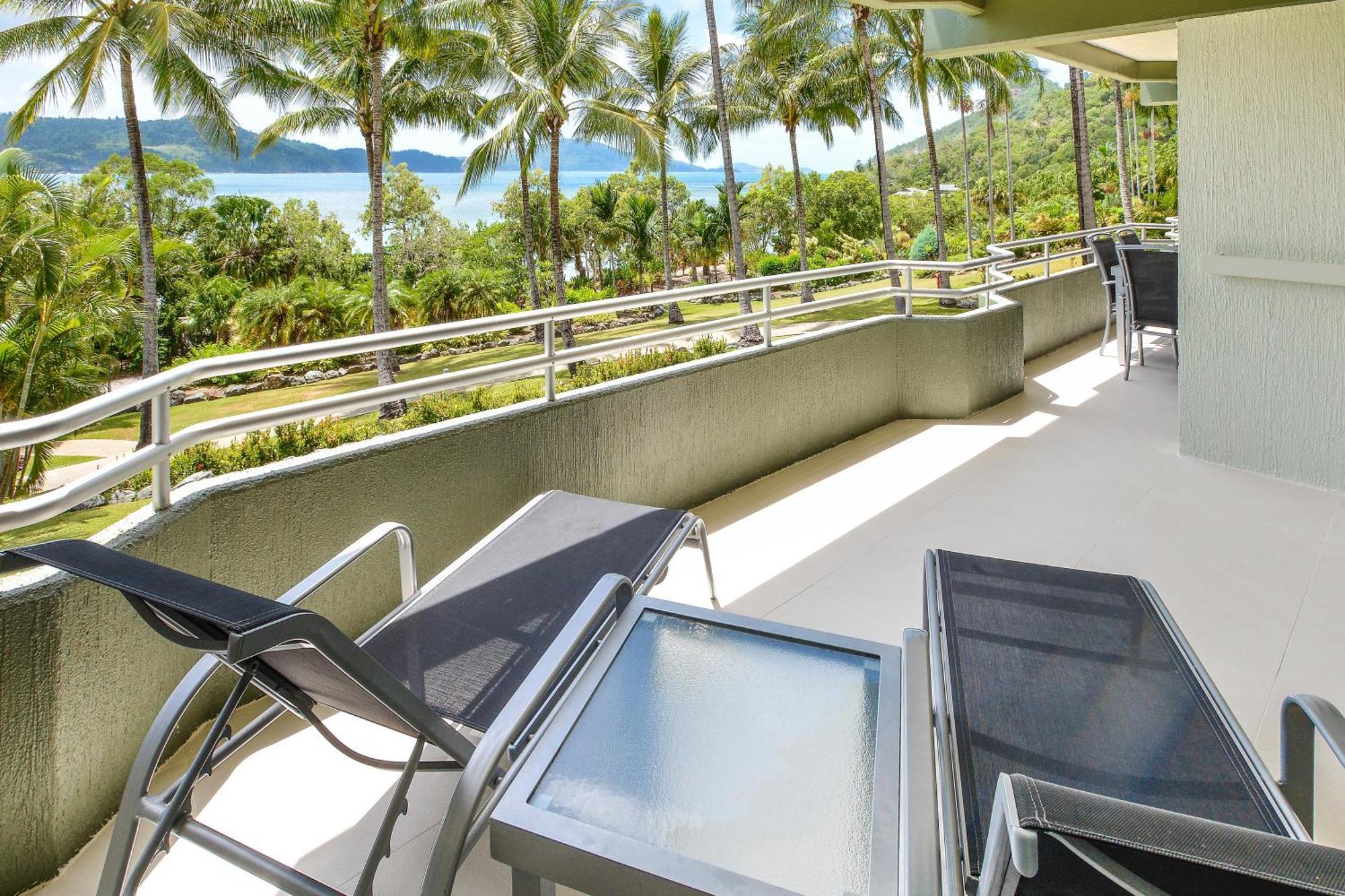 Beach Lodges Hamilton Island Room photo